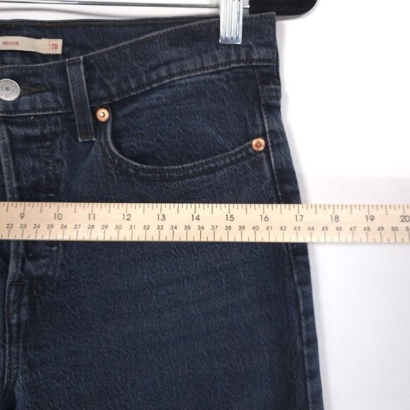 LEVI'S PREMIUM Women's Jeans 28 WEDGIE Button Fly Vintage Style Straight - Picture 6 of 14